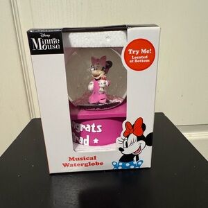 NWT Disney Minnie Mouse "Congrats Grad" Pink Musical Waterglobe.  Any Year.